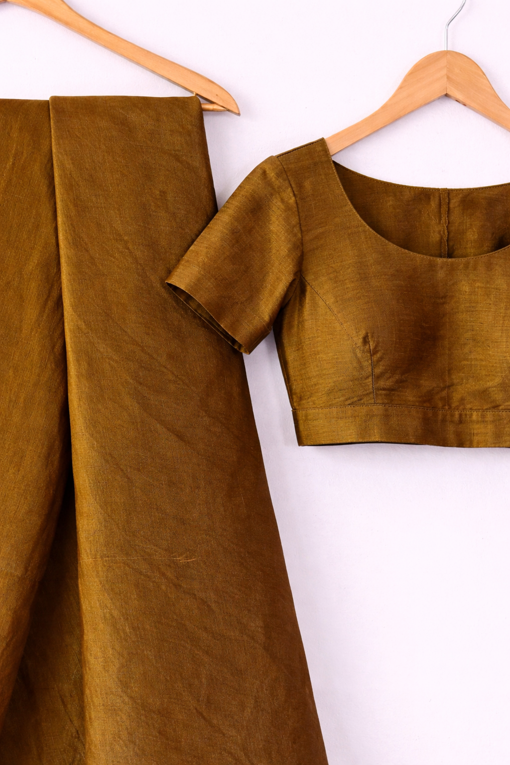 Gold Tissue Saree With Blouse