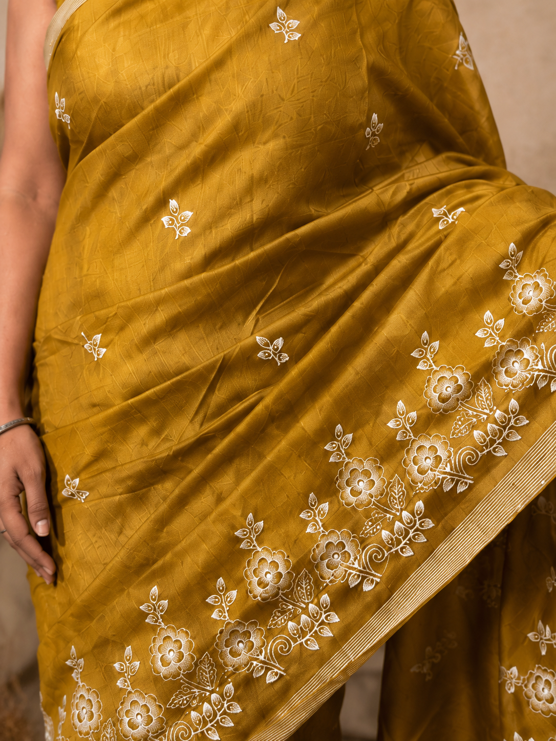 Embroidered Mustrad Saree With Blouse